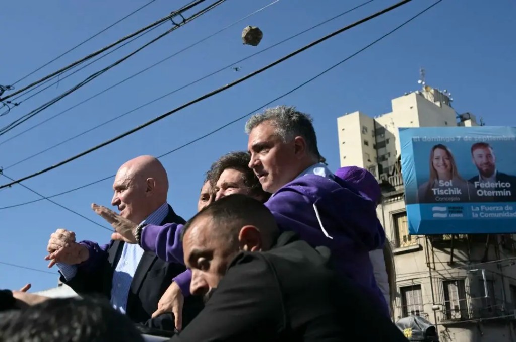 El Ministerio de Seguridad denunció penalmente los incidentes en la caravana de Milei en Lomas de&nbsp;Zamora