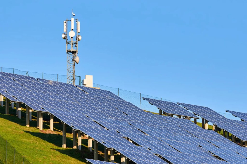 La Universidad de La Plata avanza con un parque solar propio para lograr autoabastecimiento energético