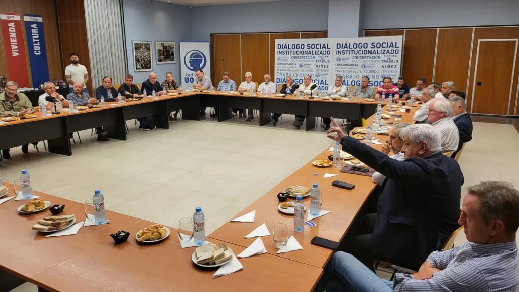 El Gobierno convoca al Consejo del Salario en medio de una fuerte caída del haber&nbsp;mínimo