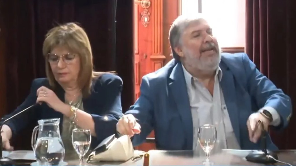 Tensión máxima en el Senado: la reforma laboral se discute entre acusaciones y&nbsp;deslegitimación